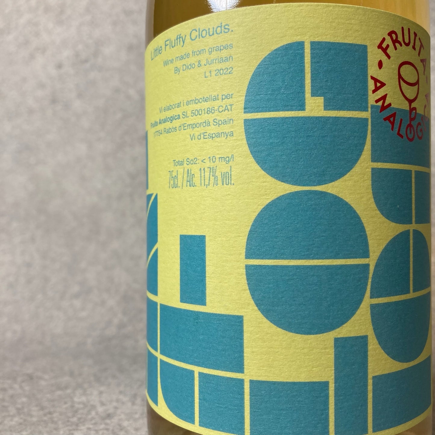 リトル・フラッフィ・クロウド 2022 / フリュイタ・アナロジカ(ヴィニエス・トルトゥーガ)