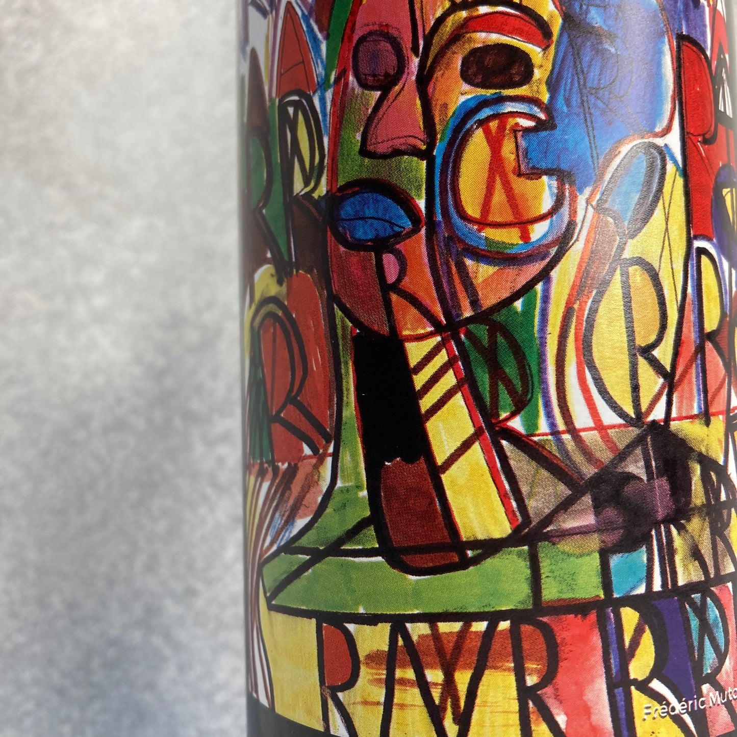 イー・ティー 2021 / エミリー・ムトンボ