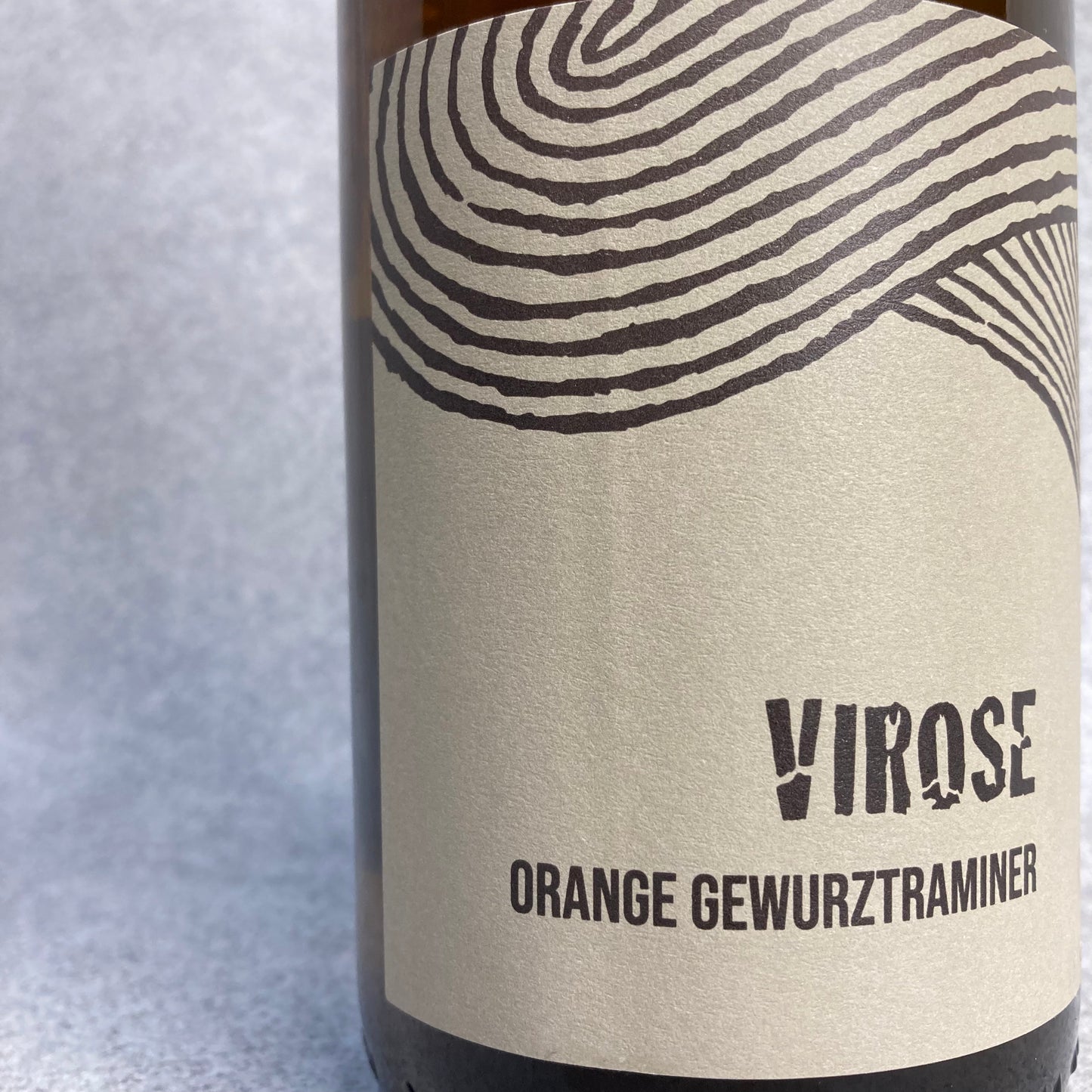 ヴィー・ローズ 2021 / レオ・ディリンジャー